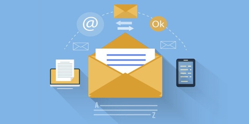 Liên hệ nhân viên chăm sóc khách hàng qua email 